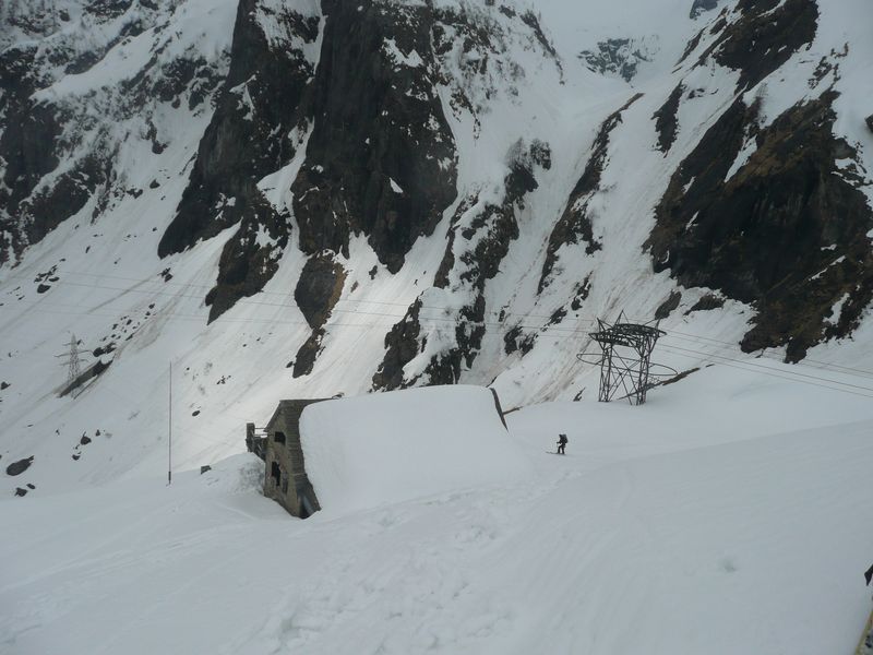 Fin de descente : Arrivée à la Cabane Basodino