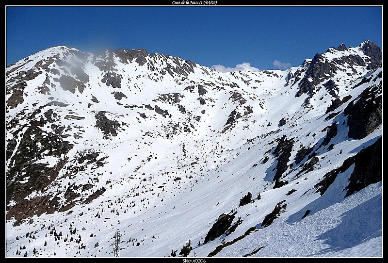 Depuis le Pas de la Coche : Vue générale sur le Vallon avec la Cime de la Jasse et la Dent du Pra.