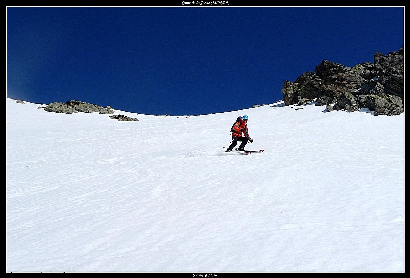 A l'attaque : JP en action dans une belle pente!