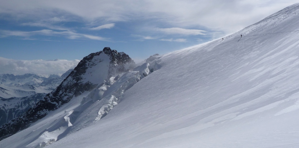 Glacier du Tabuchet : Traversée vers l'Aigle face au vent