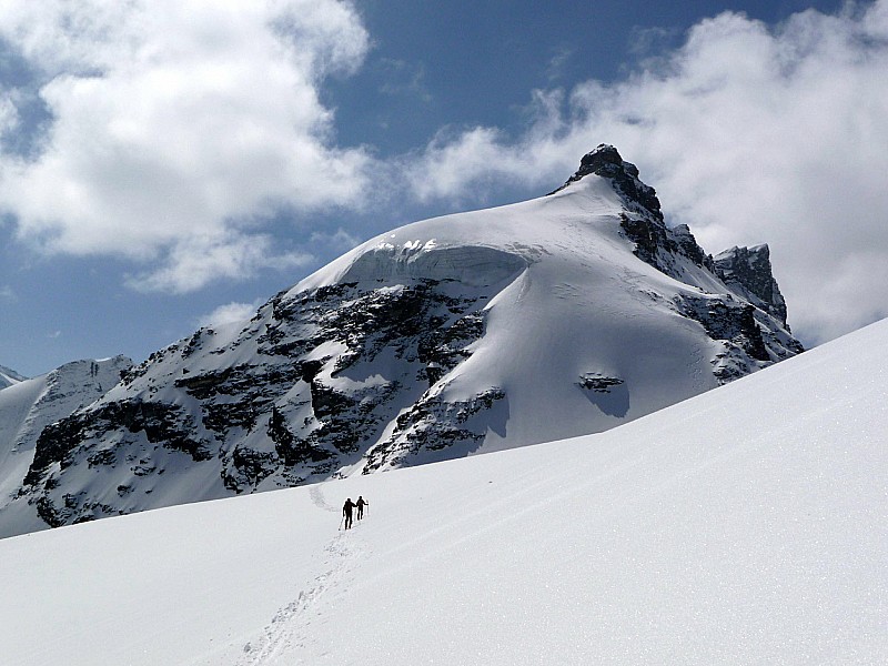 La Sale : La traversée vers la Sale avec le Mont-Blanc de Cheillon
