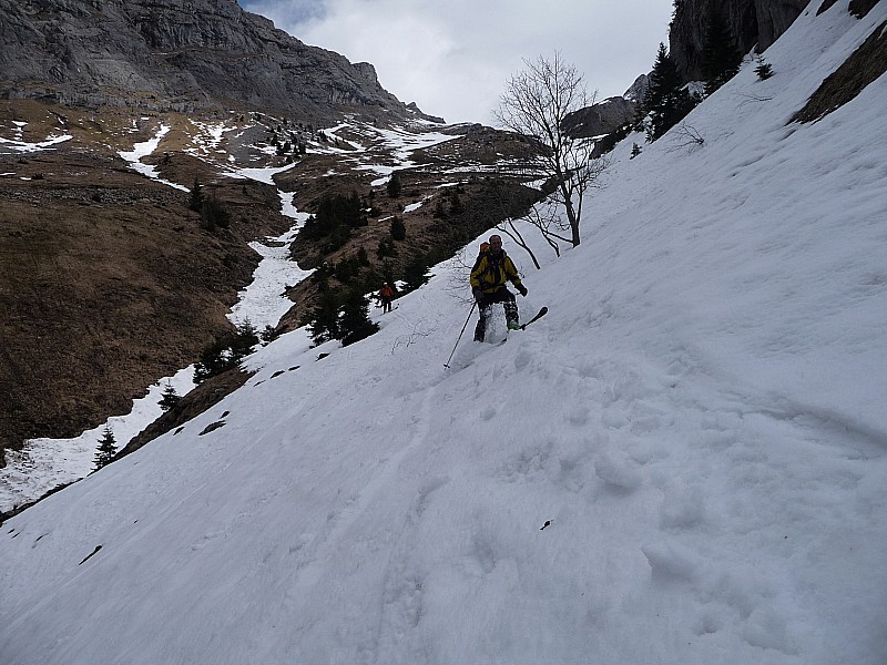 combe : descente dans de la neige bien transfo !
