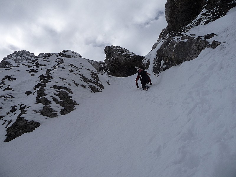 couloir : xav dans le passage rocheux
