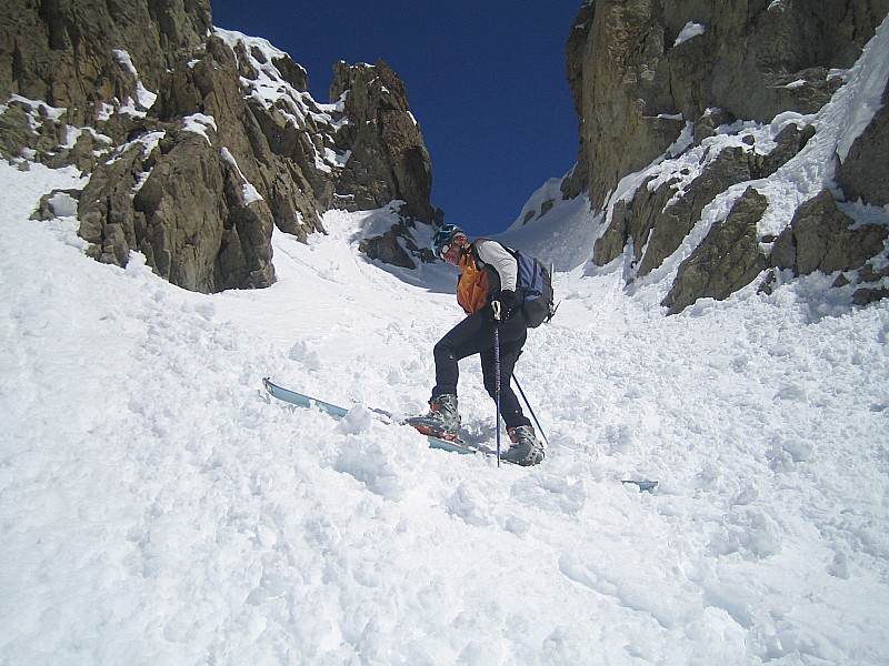 Flambeau des Ecrins : confirmation , ça monte mieux a skis