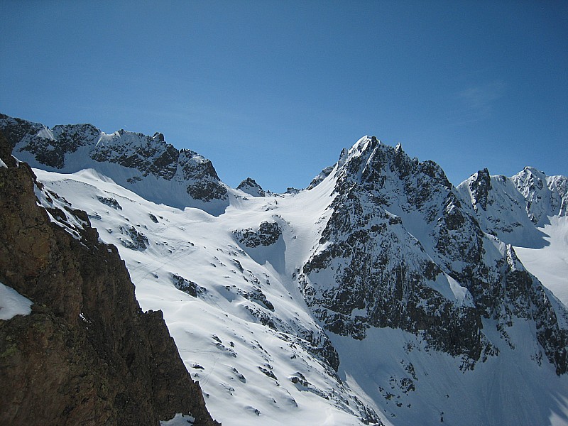 Depuis le col des crochues : 1ere descente de la journée