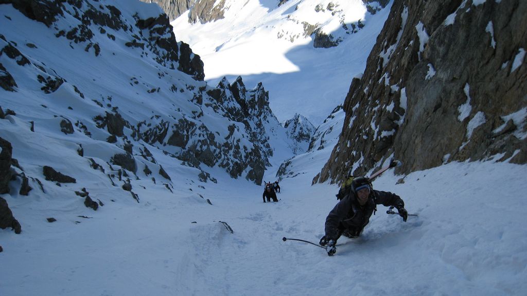 Couloir N des Aupillous : on en termine avec la remontée du couloir. merci Ludwig pour la trace !