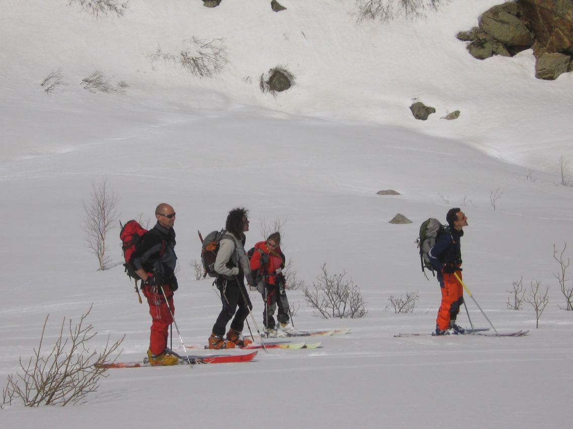 une partie du groupe : on attend les derniers