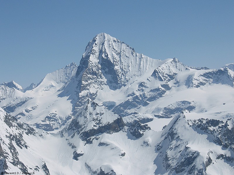 Dent blanche? : Descente dans un décor de rêve