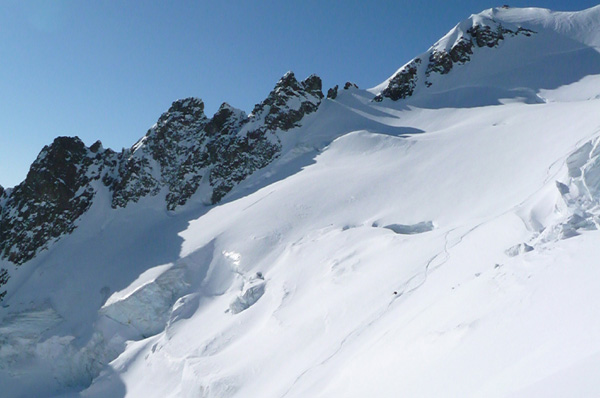benuck : descente sur le glacier de l'homme