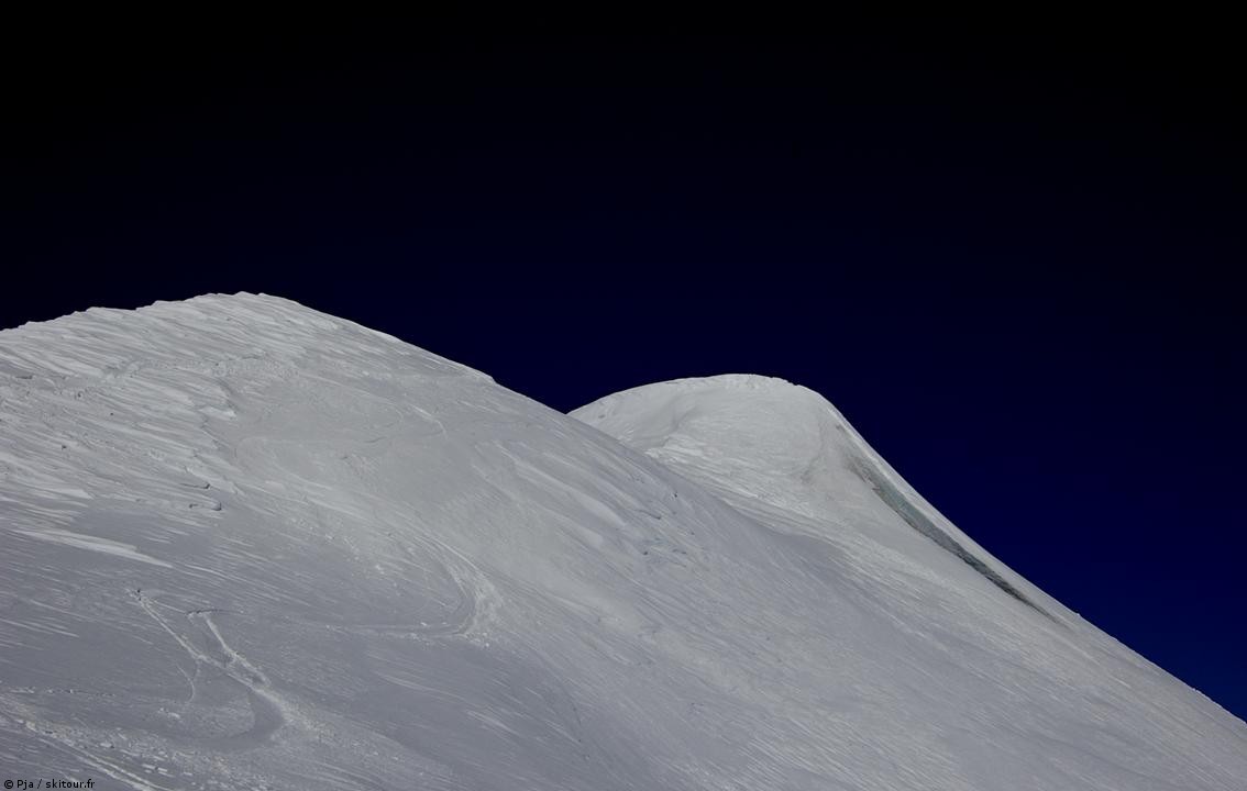 Dunes sommitales : Du blanc et du bleu... what else?