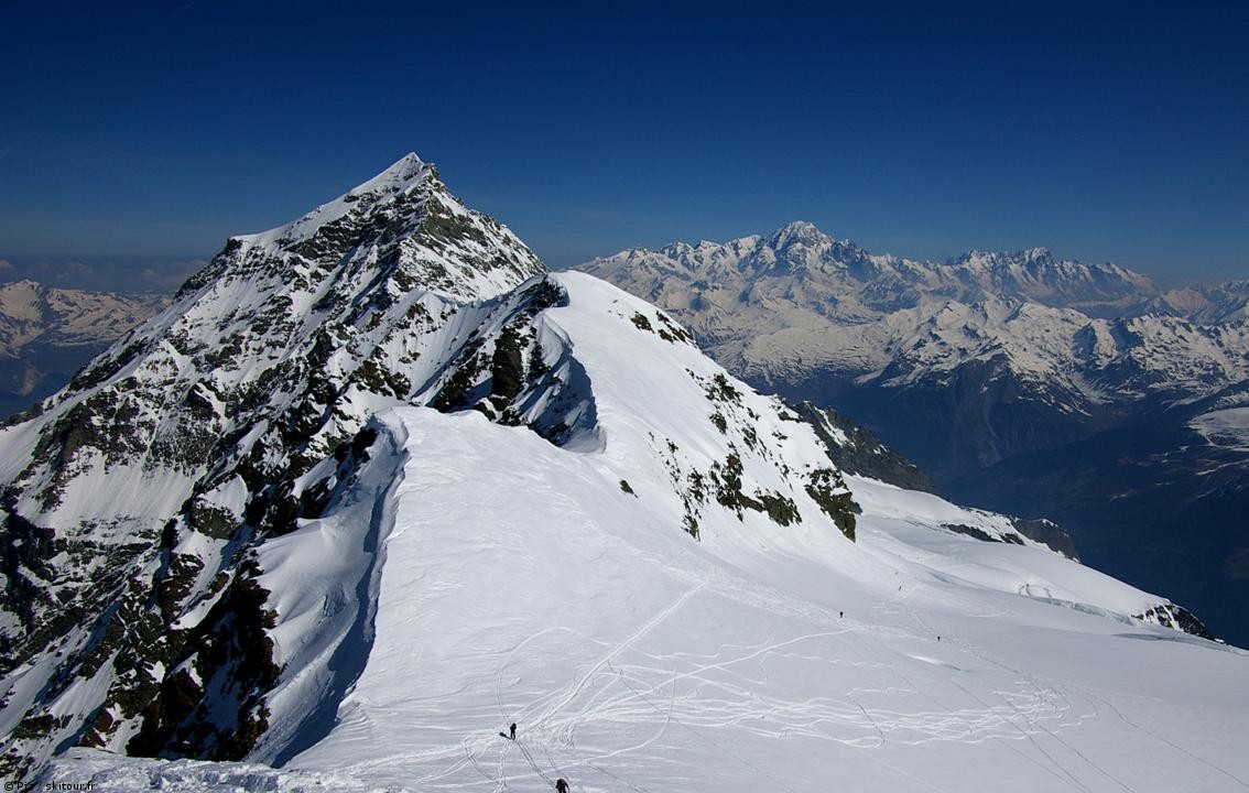 Sache - Pourri : Pardon pour ce cliché "classique"... Les classiques, çà fait du bien. C'est comme faire ses gammes.