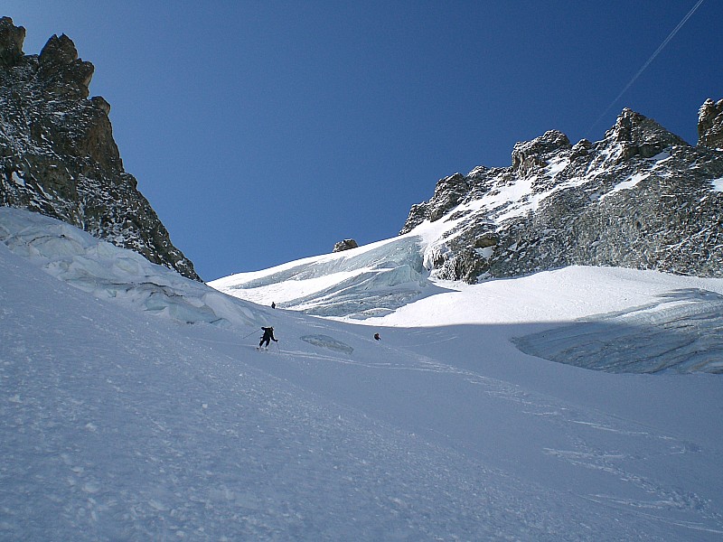 Glacier Long : Partie médiane, c'est encore bien skiable