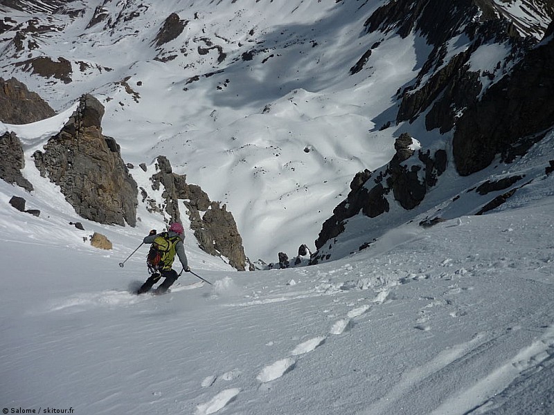 #6 Roche nue : Le haut est pas mal. Roche nue : Le haut est pas mal.