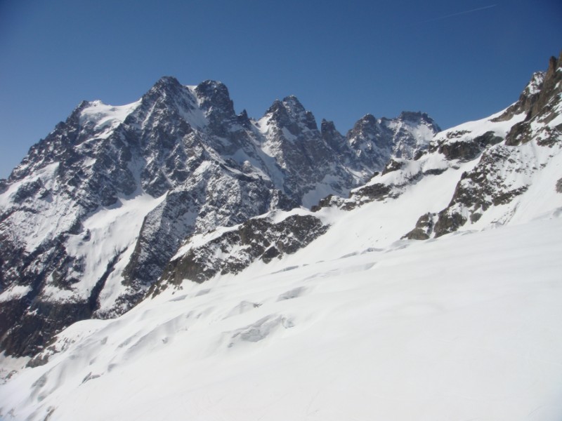 Retour : Au dessus du refuge du Glacier Blanc
