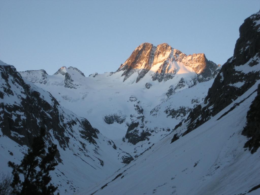 Bans : Lever de soleil sur les Bans - une classique.