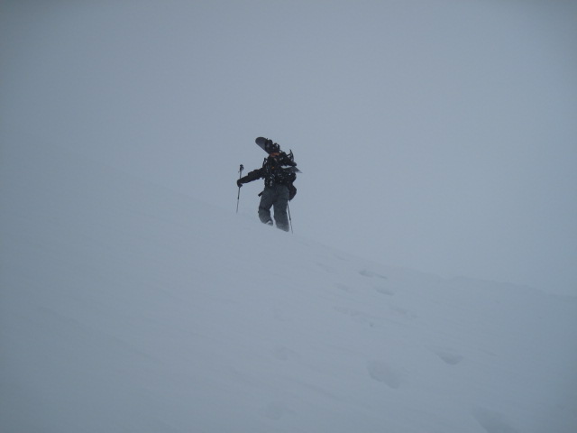Baisse de Valmasque : Surprise : la pente finale ~40° de la Baisse doit s'effectuer à pied, ski ou raquettes au dos, en bonne neige