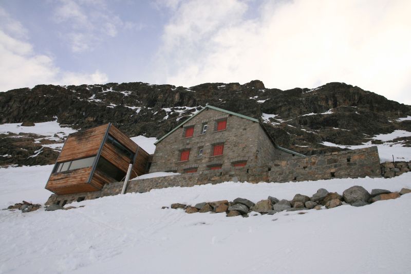 Cabane Tschierva : refuge d'hiver au RDC