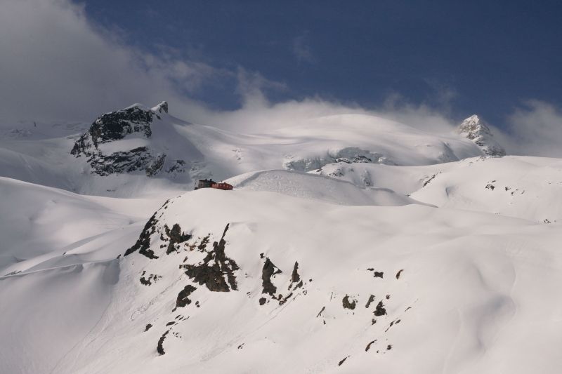 Cabane Coaz : beau refuge