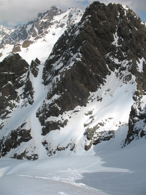 #1 vue du Capu Rossu : vers le Cinto, encore très enneigé vue du Capu Rossu : vers le Cinto, encore très enneigé