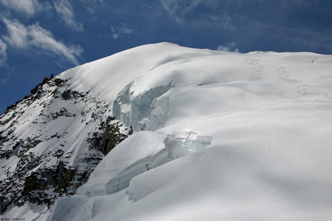 Cresta Gastaldi : Le glacier perché de la Cresta Gastaldi (3900)... que nous venons de gravir et de descendre avec Sylvain.