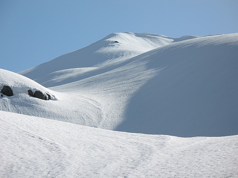 Vallon à g. du Clapier Blanc : Dôme de neige Dent du Colerin
