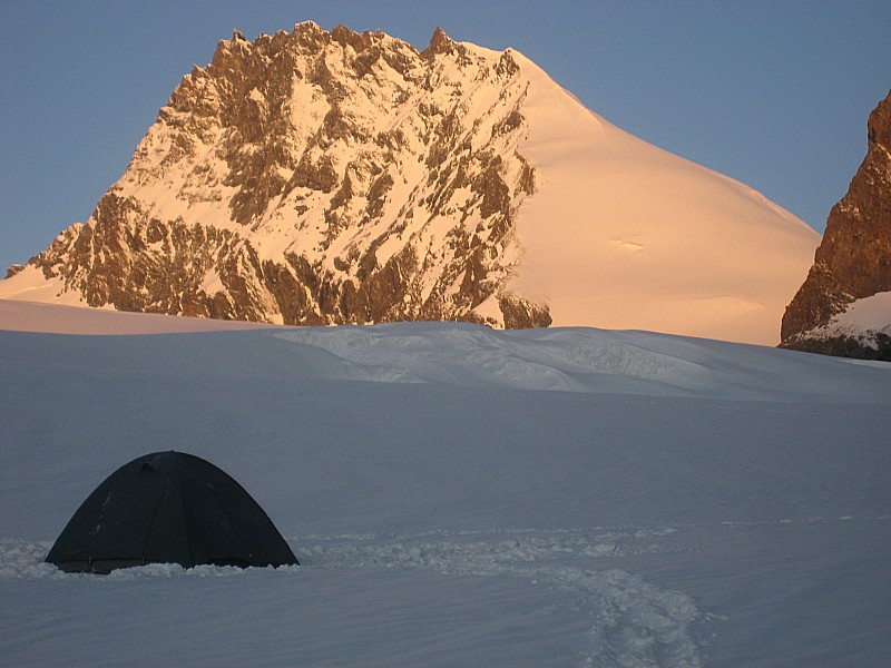 Rimpfischhorn : Il y a des courageux !!!
