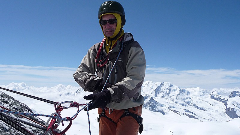 Rimpfischhorn : On rigole moins à la descente, petites révisions...