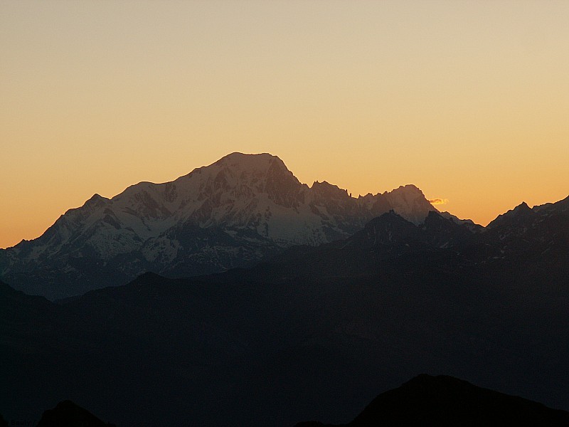 Mont Blanc : Le soleil arrive