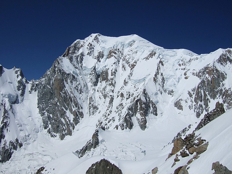 Mt Blanc : La face Est du Mt Blanc et ses voies mythiques