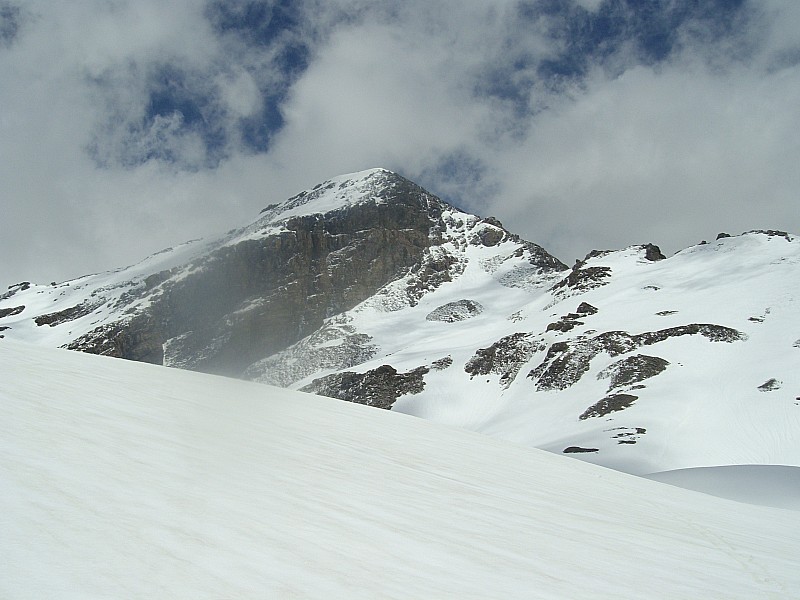 l'Ouille Noire : Encore bien en neige.