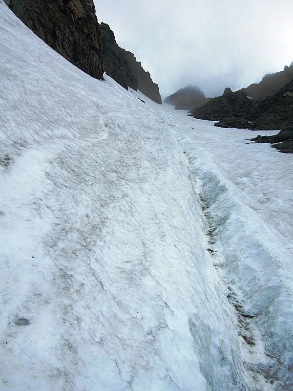 couloir W : goulotte moins marquée vers le haut