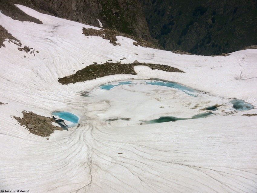 Le lago Bianco est bleu cette année