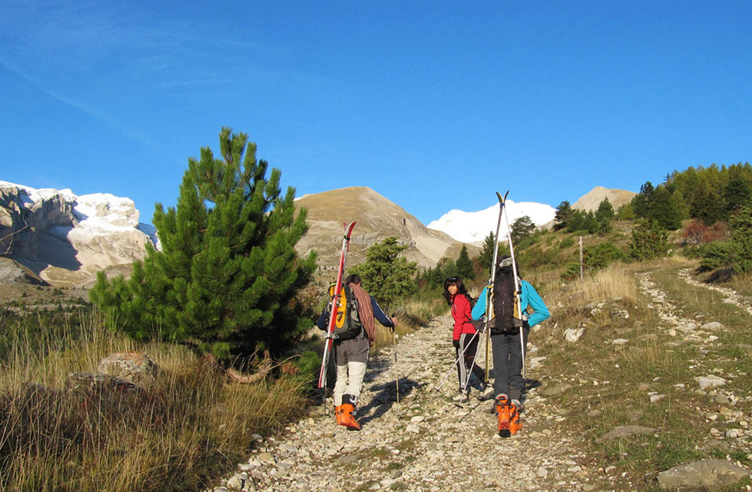 montée : face à la tête de l'Aupet avant de bifurquer en direction du vallon de la truchière