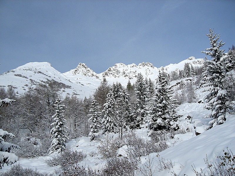 Col de Montjoie et Sarvatan : Belle couche de neige pour un 8 novembre