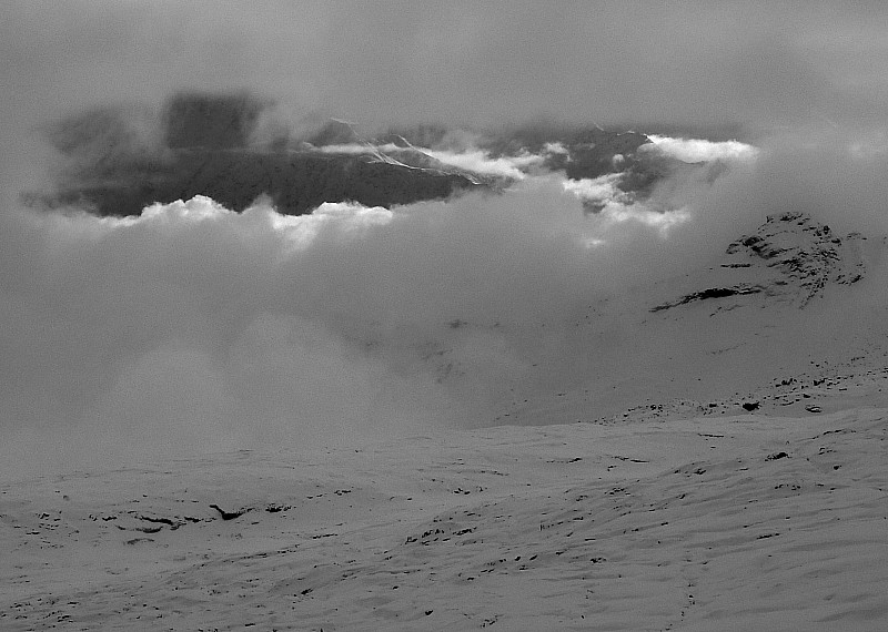 désert de Platé : petite fenêtre sur le massif du Mont Blanc