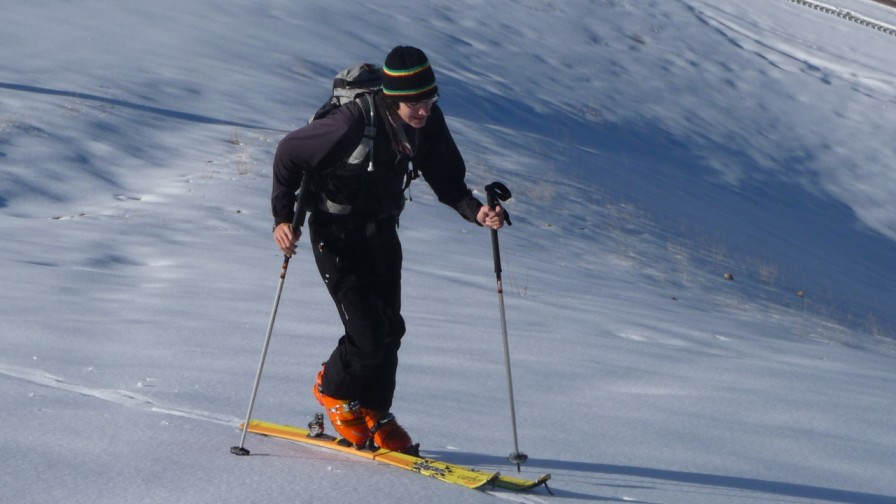 Kevin : montée sur les cotés pour éviter la piste dure le matin
