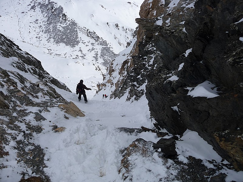 Départ étroit : Départ pour Guillaume qui va rejoindre Justin et JB