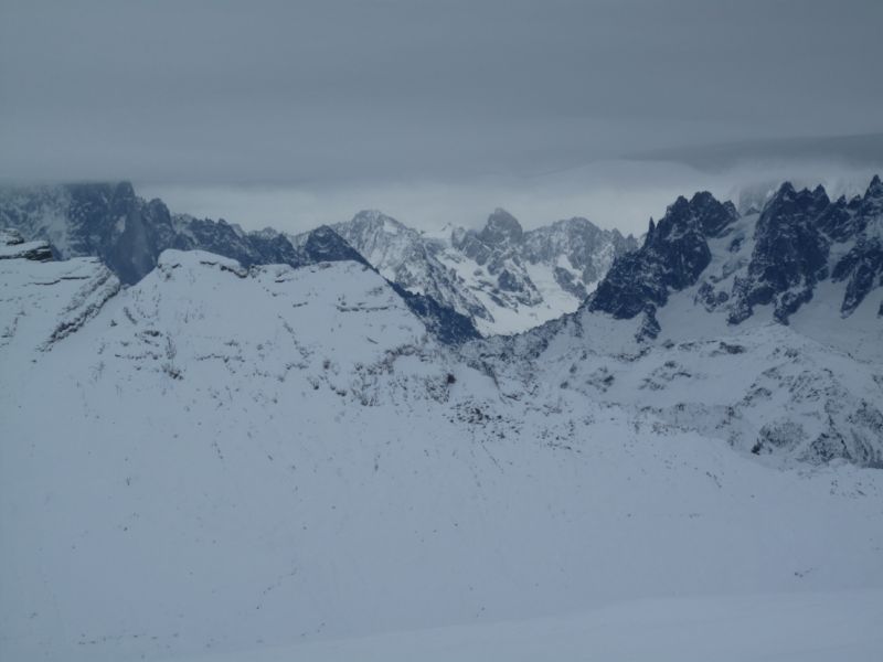 Toujours le massif : Lugubre
