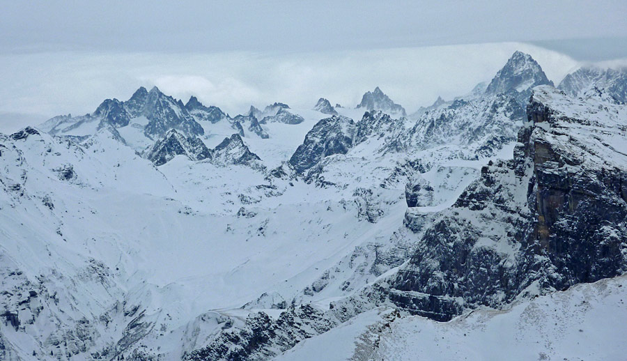 Grands Vans : Foehn sur le massif du Mont-Blanc.