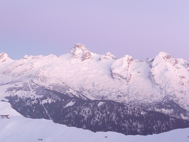 Pointe Percée : du sommet du Lachat