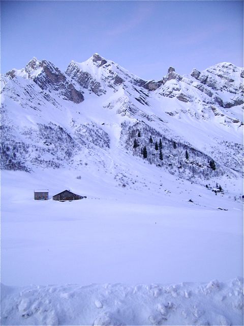 combe vue du col : premier au départ