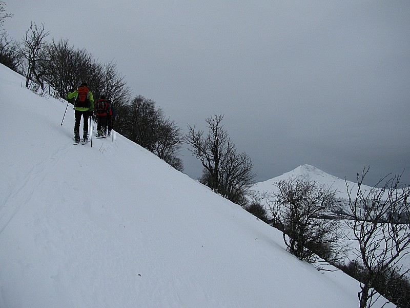 Montée groupés : Sur fond de Puy Mary