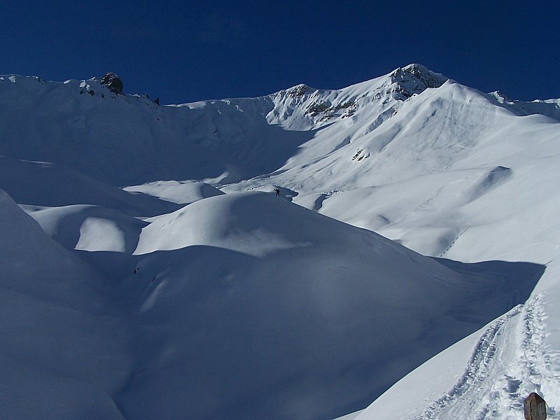 Rocamaire : beaucoup de trace déjà vers le col de crous