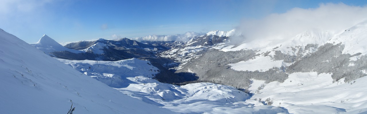Vallée de la Jordanne : Encore quelque brume sur les plus hauts sommets