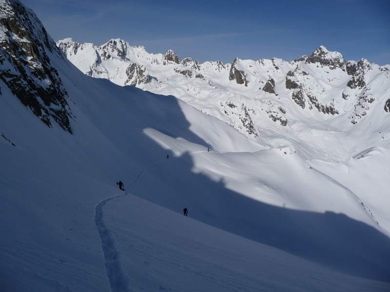 Cime du Sambuis : Montée dans la combe de Mont-Rond