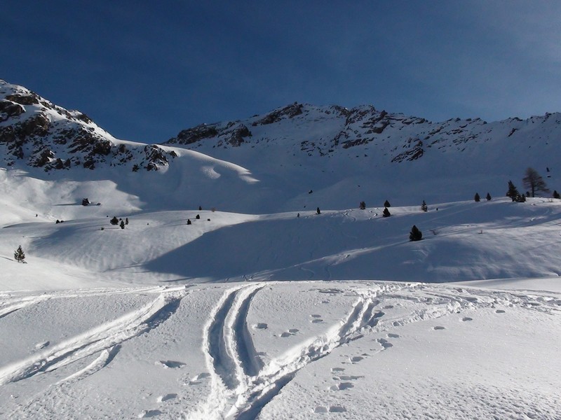 Vallon vers le Col : ça sent bon la poudre ;)