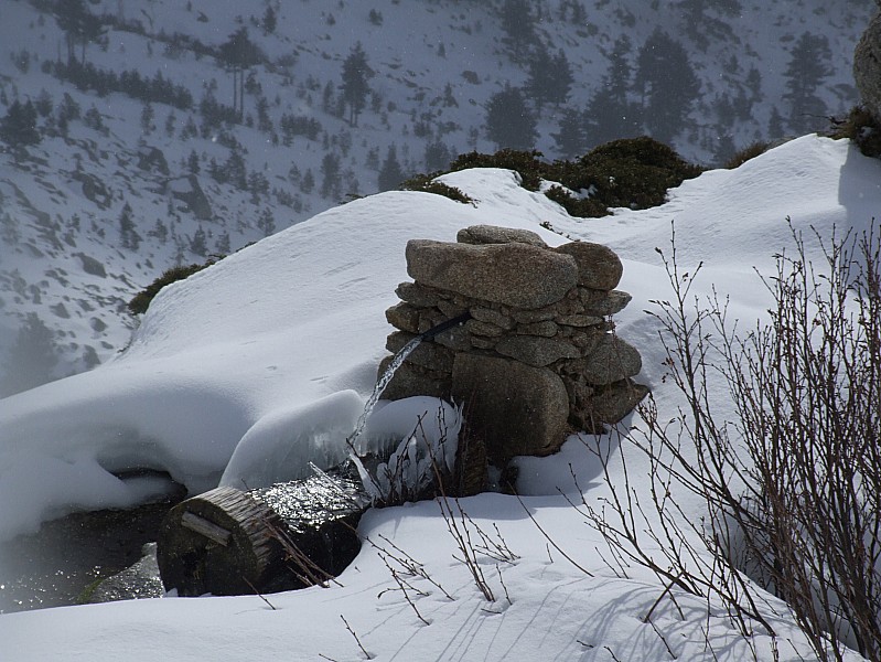 fontaine : fontaine du refuge