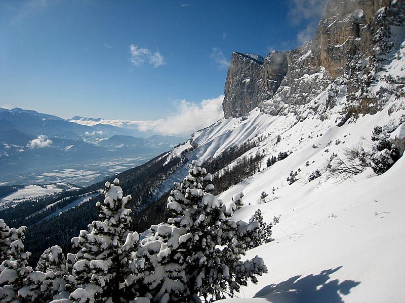 Dent de Crolles : dans l'enfilade de la barrière Est des Hauts Plateaux
