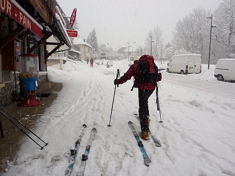 starting-block : Le gars est parti si vite que les skis sont restés sur place!c'est l'appel de la blanche.