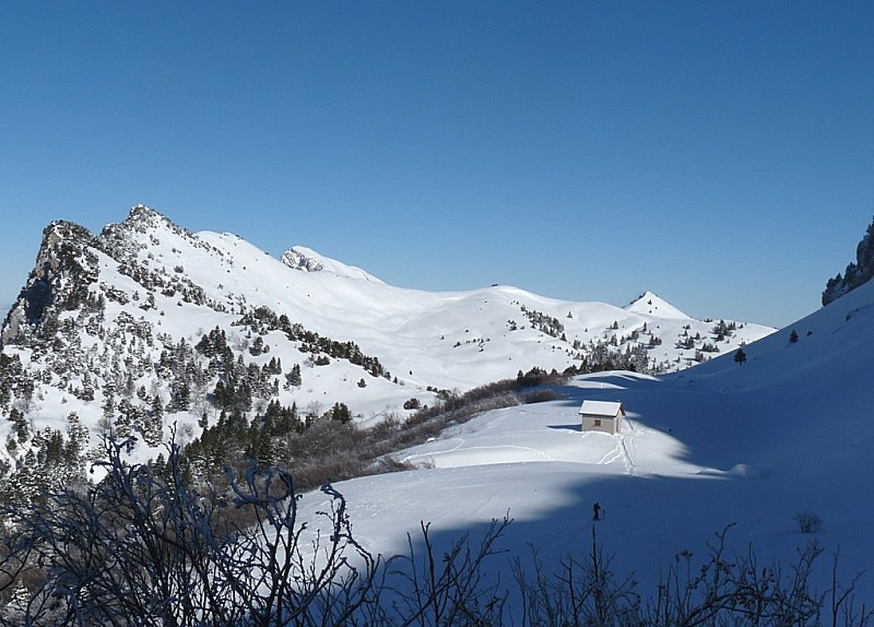 Rochers du Lorzier : notre sommet du jour en passant par le chalet des Bannettes.